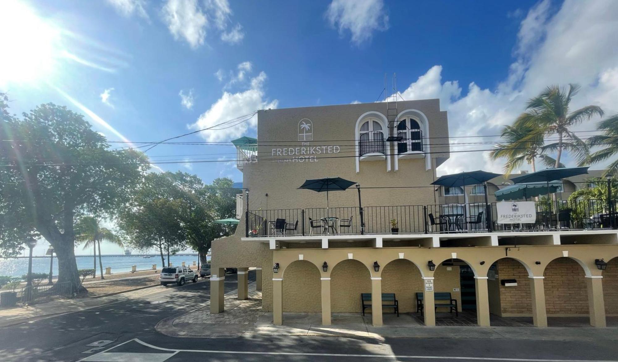 The Frederiksted Hotel Luaran gambar