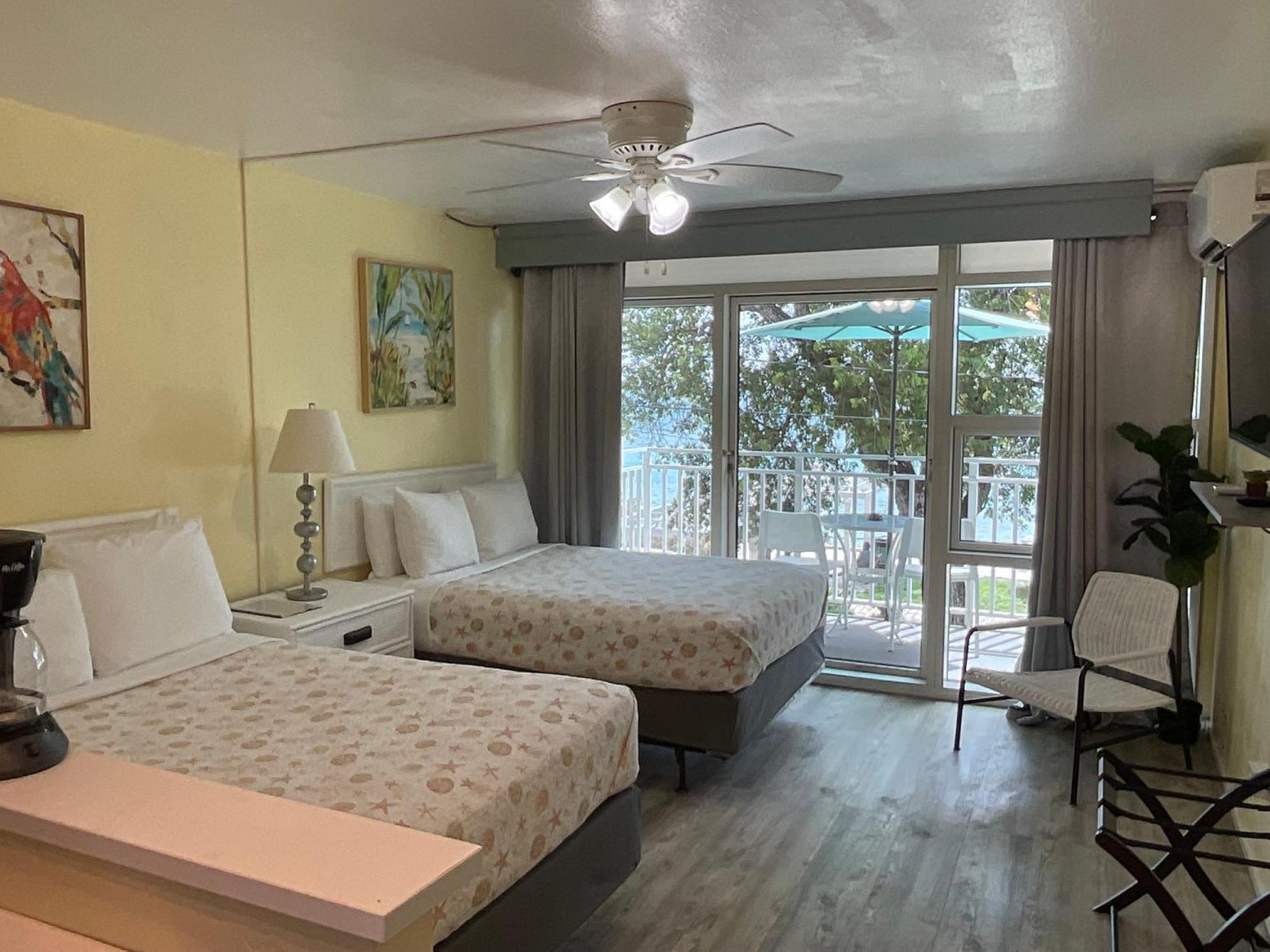 The Frederiksted Hotel Luaran gambar