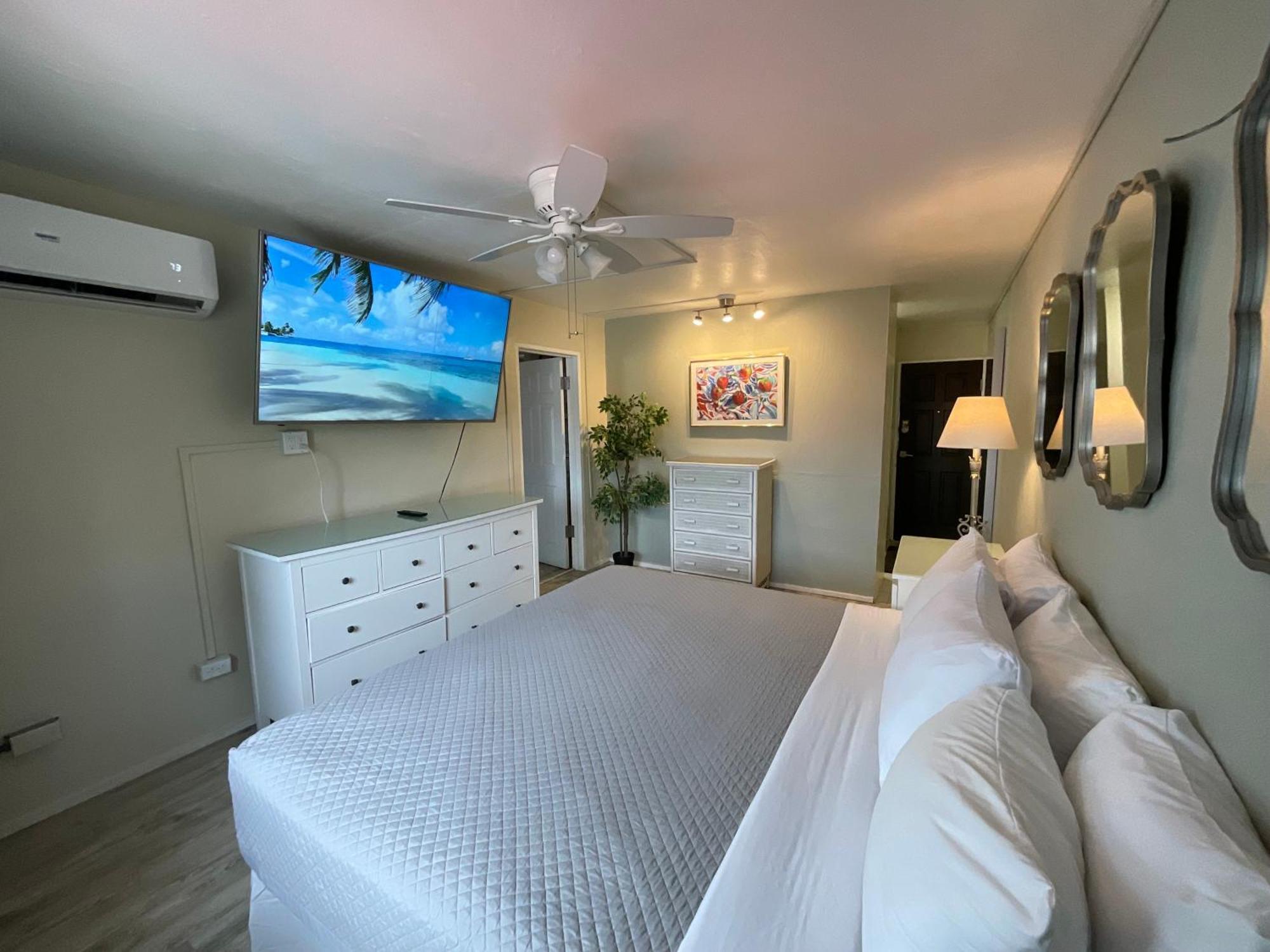 The Frederiksted Hotel Luaran gambar