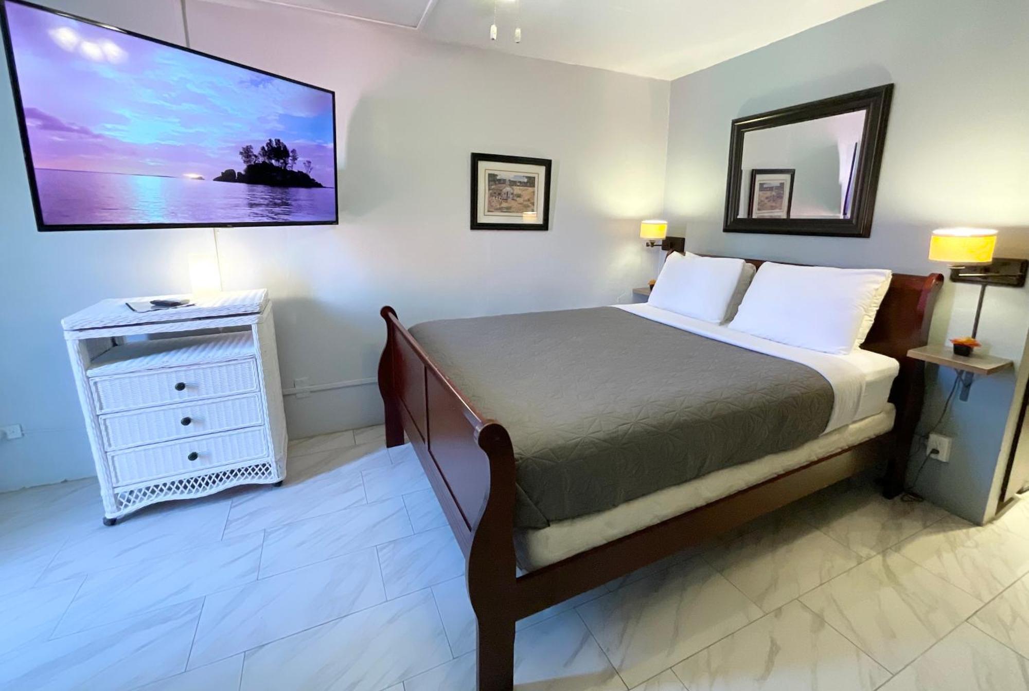 The Frederiksted Hotel Luaran gambar
